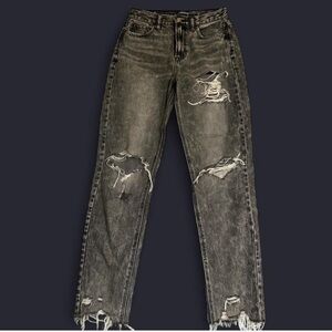 American eagle Distressed Gray Jeans